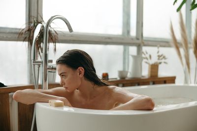 「4個沐浴壞習慣」超傷肌膚　你中了幾個呢？