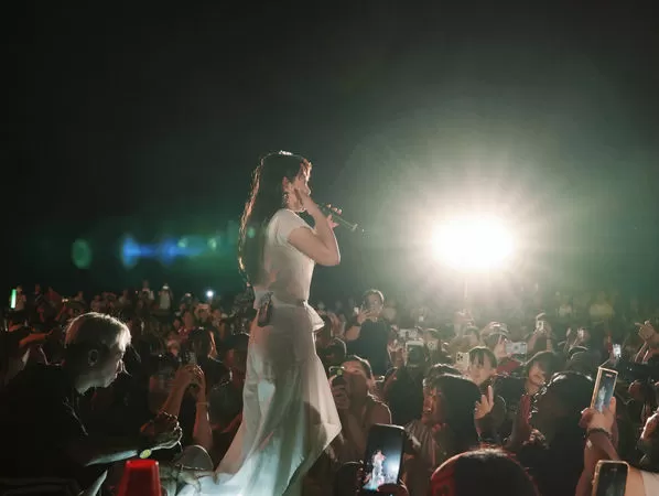 ▲▼ 丁噹熱氣球嘉年華壓軸演出。（圖／相信音樂提供）