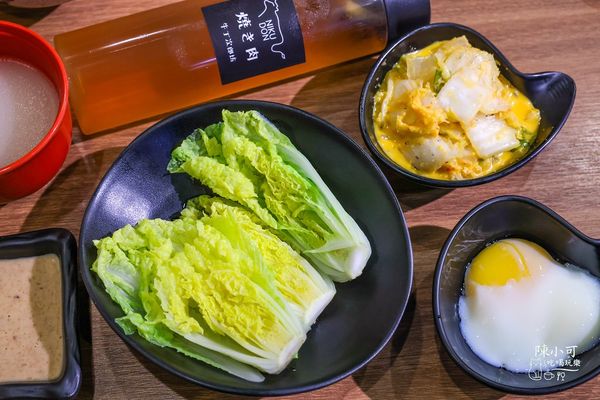 ▲▼牛丁次郎坊。（圖／部落客陳小可的吃喝玩樂授權提供）