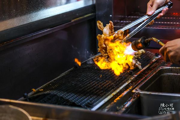 ▲▼牛丁次郎坊。（圖／部落客陳小可的吃喝玩樂授權提供）