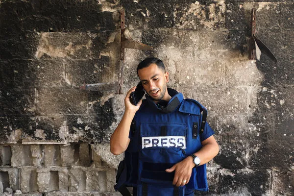 ▲半島電視台（Al Jazeera）記者夏立夫（Anas al-Sharif）10日晚間在以色列空襲中喪命。（圖／路透）