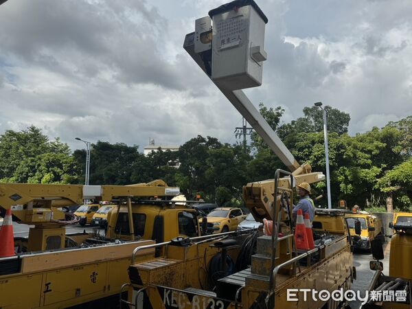▲台電屏東區處因應楊柳颱風來襲。（圖／台電屏東區處提供）