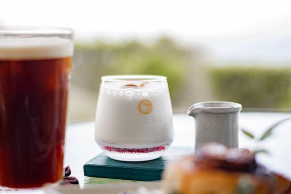 ▲▼月光小棧（女妖在說畫藝廊暨咖啡屋）。（圖／部落客黑皮的旅遊筆記授權提供）