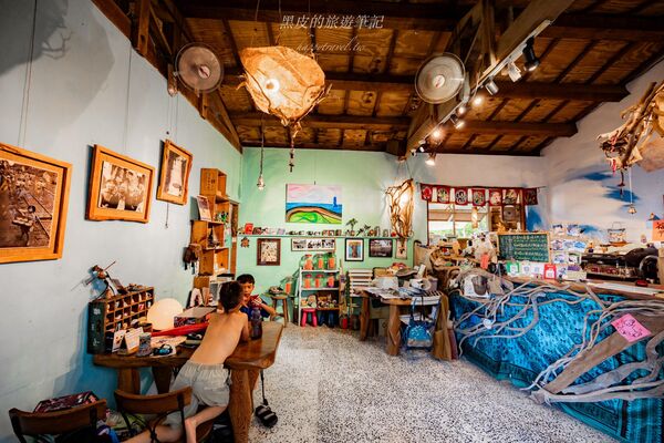 ▲▼月光小棧（女妖在說畫藝廊暨咖啡屋）。（圖／部落客黑皮的旅遊筆記授權提供）