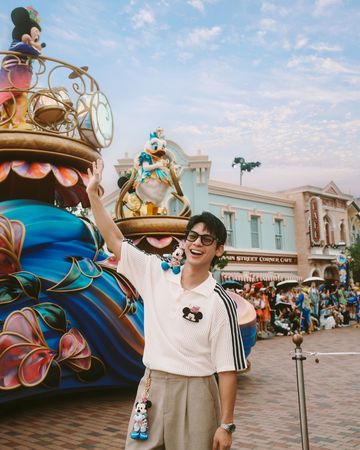 ▲林柏宏驚喜現身香港迪士尼。（圖／香港迪士尼提供）