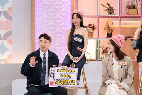 ▲▼劉雨柔（左起）、愛雅、星座老師白瑜、Sandy吳姍儒、派翠克、李明川、阿諾、愷愷、班底Rita，大談荒謬戀情 。（圖／東森綜合台提供）