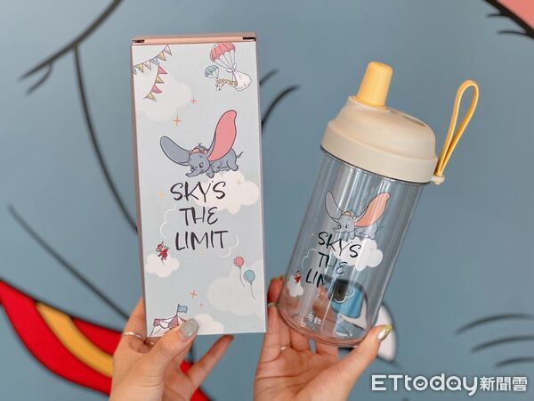 ▲▼有飲（Youin）聯名迪士尼「小飛象」，以歡樂馬戲團為主題，共同打造「拎呼芒芒， Fly in 有飲馬戲團，暢遊童話世界」的主題活動。（圖／記者蕭筠攝）