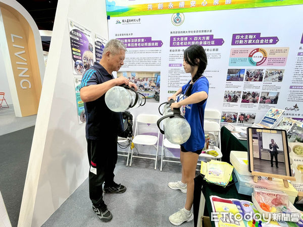 ▲高齡負重水袋訓練模組。（圖／屏科大提供）