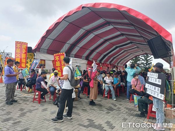 ▲彰化反火葬場自救會抗議。（圖／記者唐詠絮攝）
