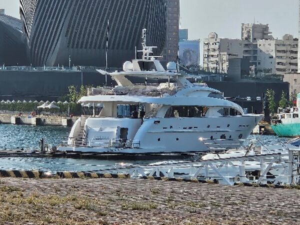 ▲遊艇安全宣導標語：「遊艇挺好，安全FOLLOW ME」。（圖／航港局提供）