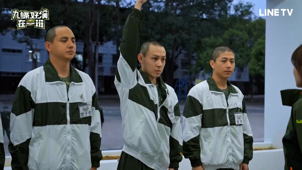 ▲▼顏佑庭當兵耍雷被罵 。（圖／翻攝自LINE TV ）