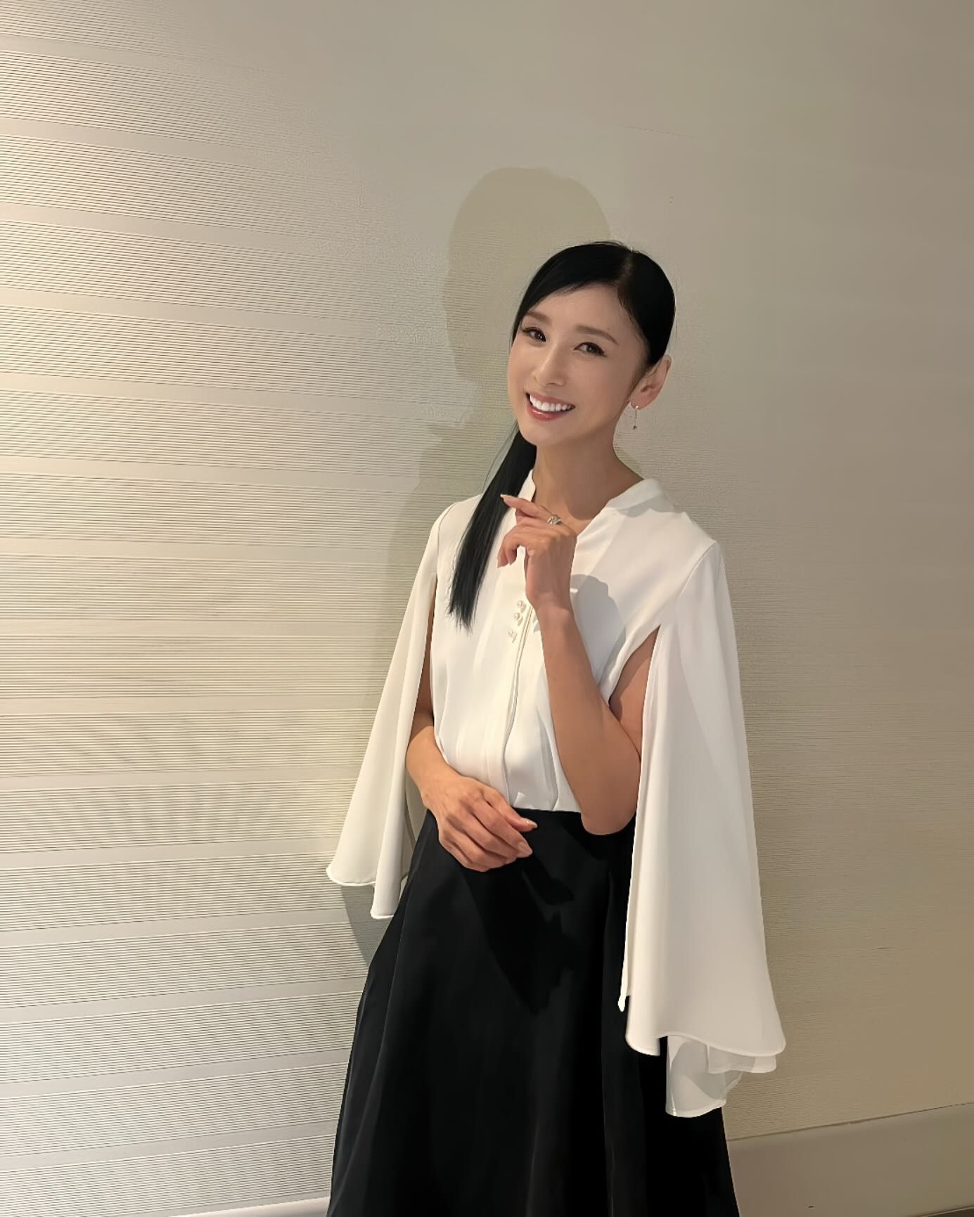 ▲▼日航123空難520人罹難「奪走寶塚演員」　同期影后黑木瞳哽咽：當天還說要見。（圖／翻攝自Instagram／hitomikofficial）