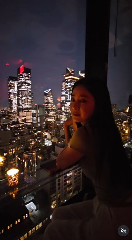 ▲▼Rain留言放閃！金泰希PO片喊「不會剪」他甜回：來我家。（圖／翻攝自Instagram／kimtaehee99）