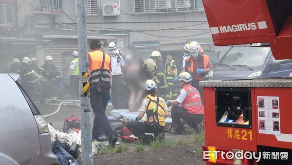 ▲▼台北市南港區一處建築物大火。（圖／記者黃彥傑攝，下同）