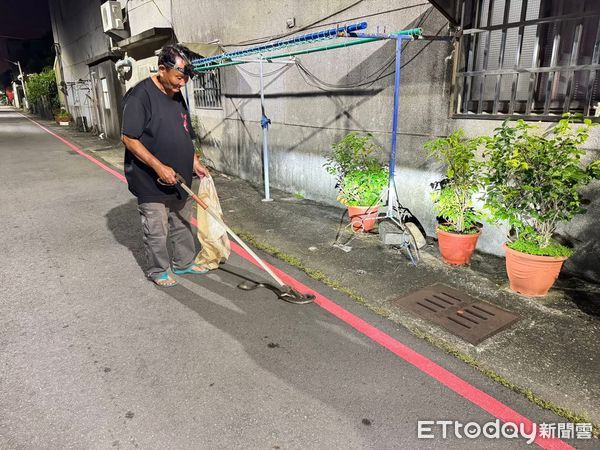 ▲▼毒蛇出沒！高雄小港2個月「5眼鏡蛇亂竄」，里長警告：散步要小心。（圖／鳳興里里長洪富賢提供）