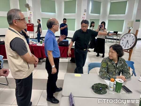 ▲台南市政府在安定區舉辦地震情境桌上演習，檢視跨部門災害應變能力。（記者林東良翻攝，下同）