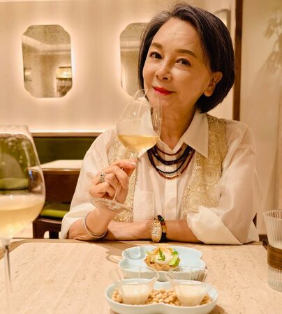 ▲香港資深媒體人查小欣入行多年，近期轉戰經營YouTube頻道。（圖／翻攝自Facebook／查小欣 ChaCha）