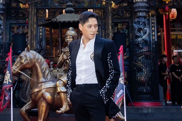 ▲《角頭－鬥陣欸》廟口時尚趴－王識賢、黃冠智、高捷、阿BEN、黃騰浩、鄭人碩。（圖／曼尼娛樂提供）