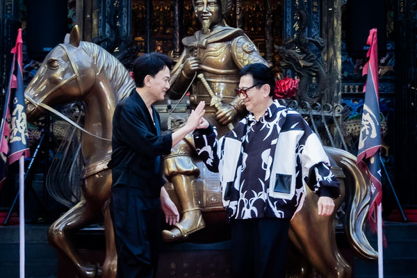 ▲《角頭－鬥陣欸》廟口時尚趴－王識賢、黃冠智、高捷、阿BEN、黃騰浩、鄭人碩。（圖／曼尼娛樂提供）