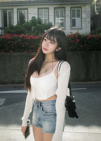 ▲20歲梓蛋（袁融）外型亮眼。（圖／翻攝自梓蛋IG）