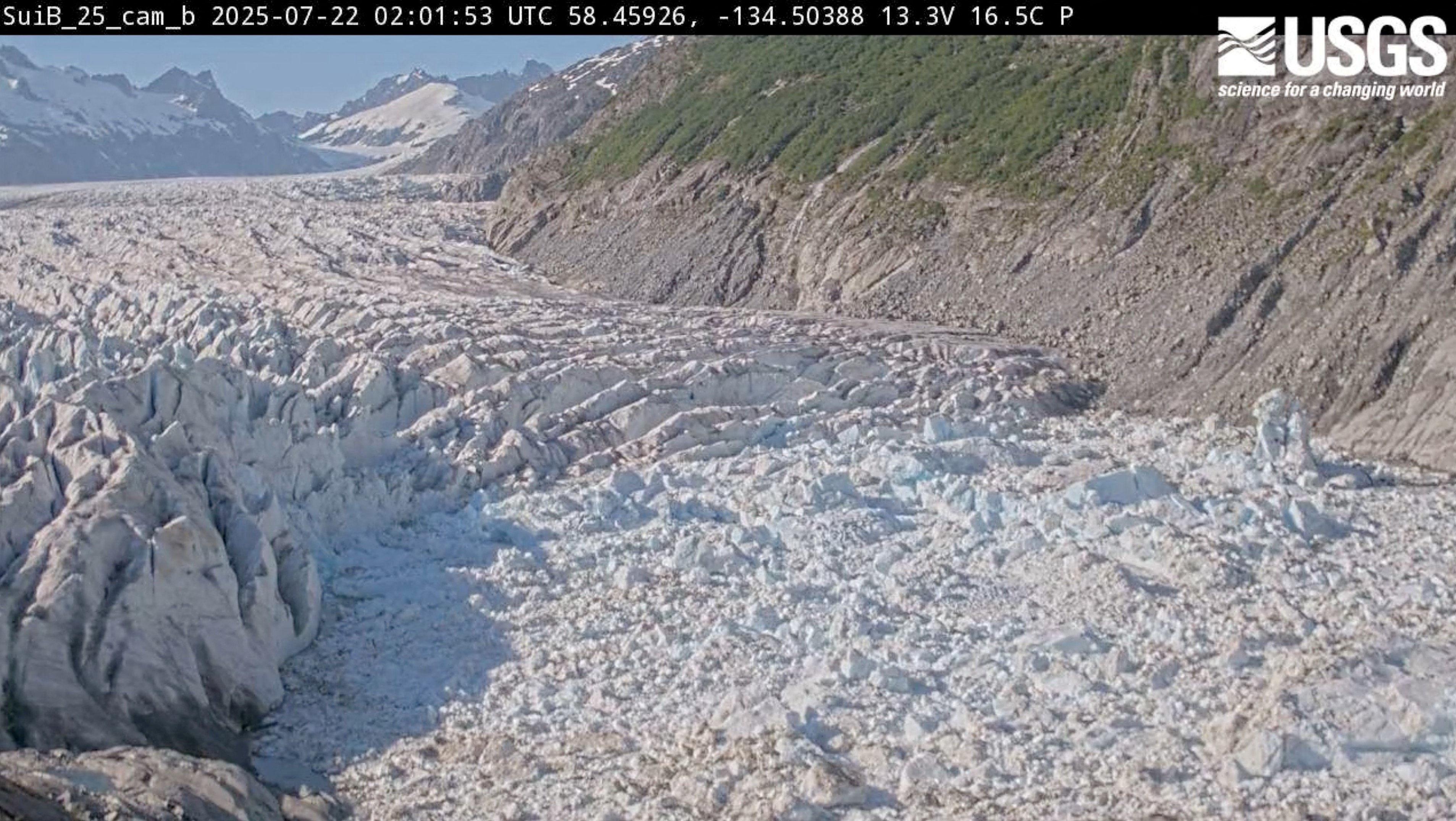 ▲▼ 阿拉斯加州蘇塞德盆地（Suicide Basin）水位已達危險臨界點，隨時可能引發災難性冰川湖潰決。（圖／路透）