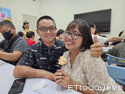 泰國紙花飄滿屋　台中新住民夫妻攜手剪出幸福