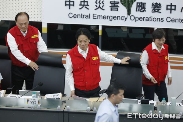 ▲▼中颱楊柳侵台，總統賴清德視察中央災害應變中心聽取相關單位簡報。（圖／記者湯興漢攝）