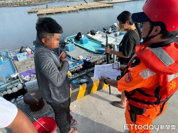 ▲海巡署中部分署第四岸巡隊針對颱風楊柳防災勸離。（圖／記者游瓊華翻攝）