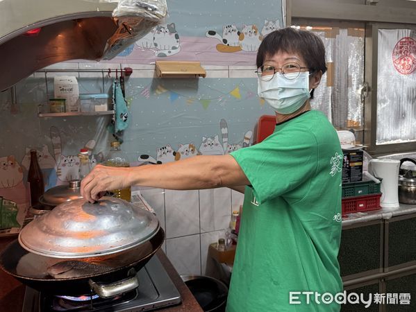 ▲李秋慧經復健康復之後透過就業中心的協助並應用就業獎勵成為一名優秀的居服員 。（圖／記者游瓊華翻攝）