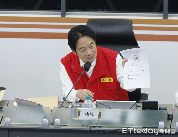 ▲▼中颱楊柳侵台，總統賴清德視察中央災害應變中心聽取相關單位簡報。（圖／記者湯興漢攝）