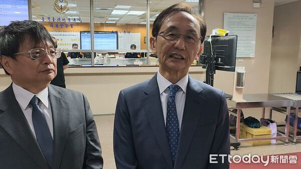 ▲▼衛生福利部前部長陳時中告《美麗島電子報》董事長吳子嘉涉嫌加重誹謗，13日雙方到台北地院出庭。（圖／記者黃哲民攝）