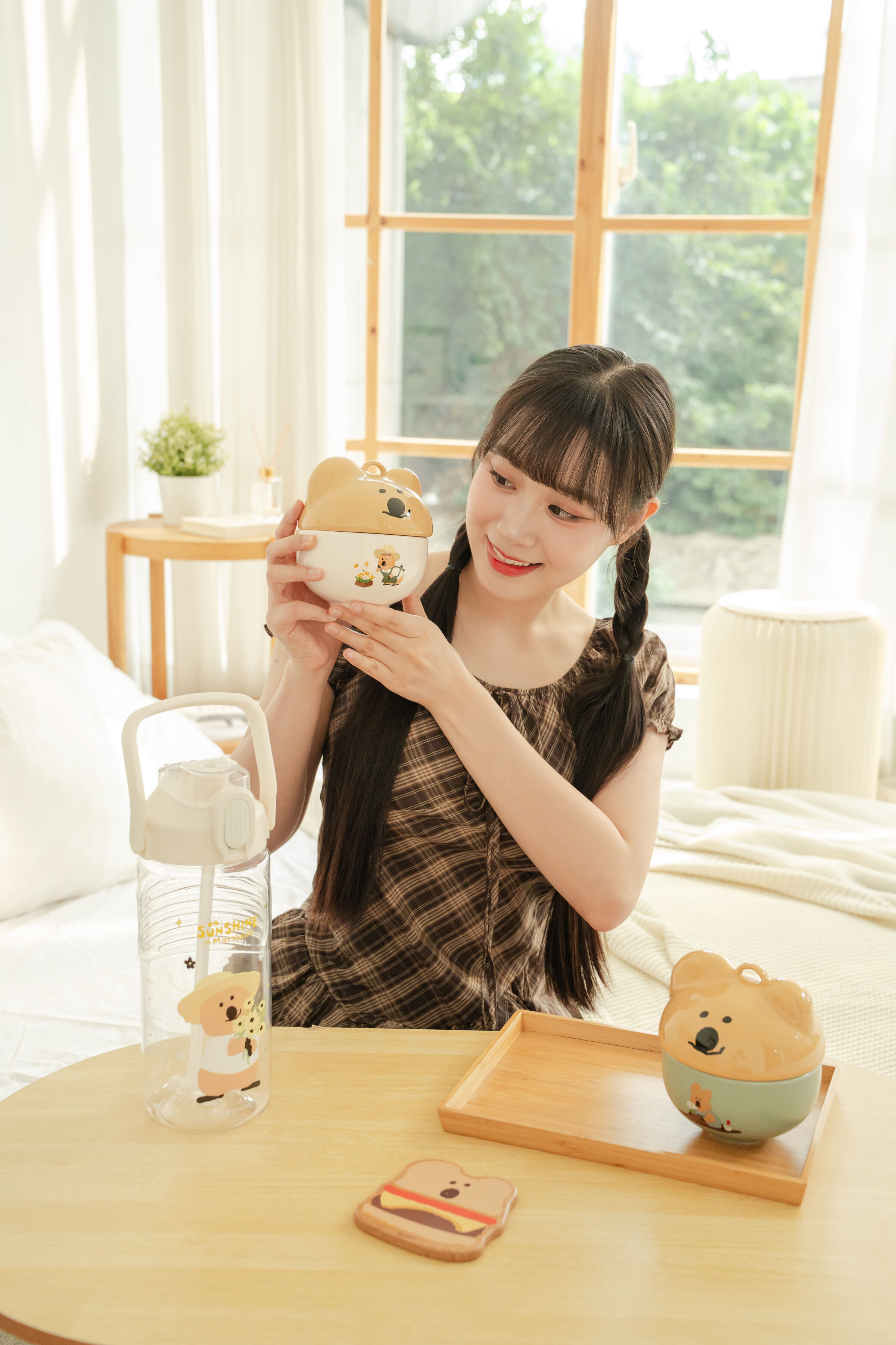 ▲▼7-ELEVEN再度推出韓國超人氣療癒系IP「DINOTAENG」周邊快閃購。（圖／業者提供）