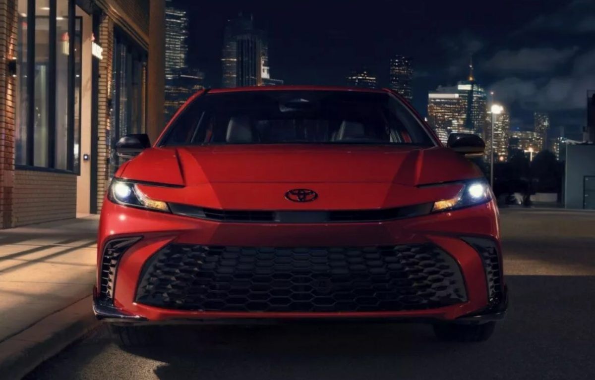 ▲北美新年式Camry登場！新增帥氣的Nightshade黑化特仕車。（圖／翻攝自TOYOTA）