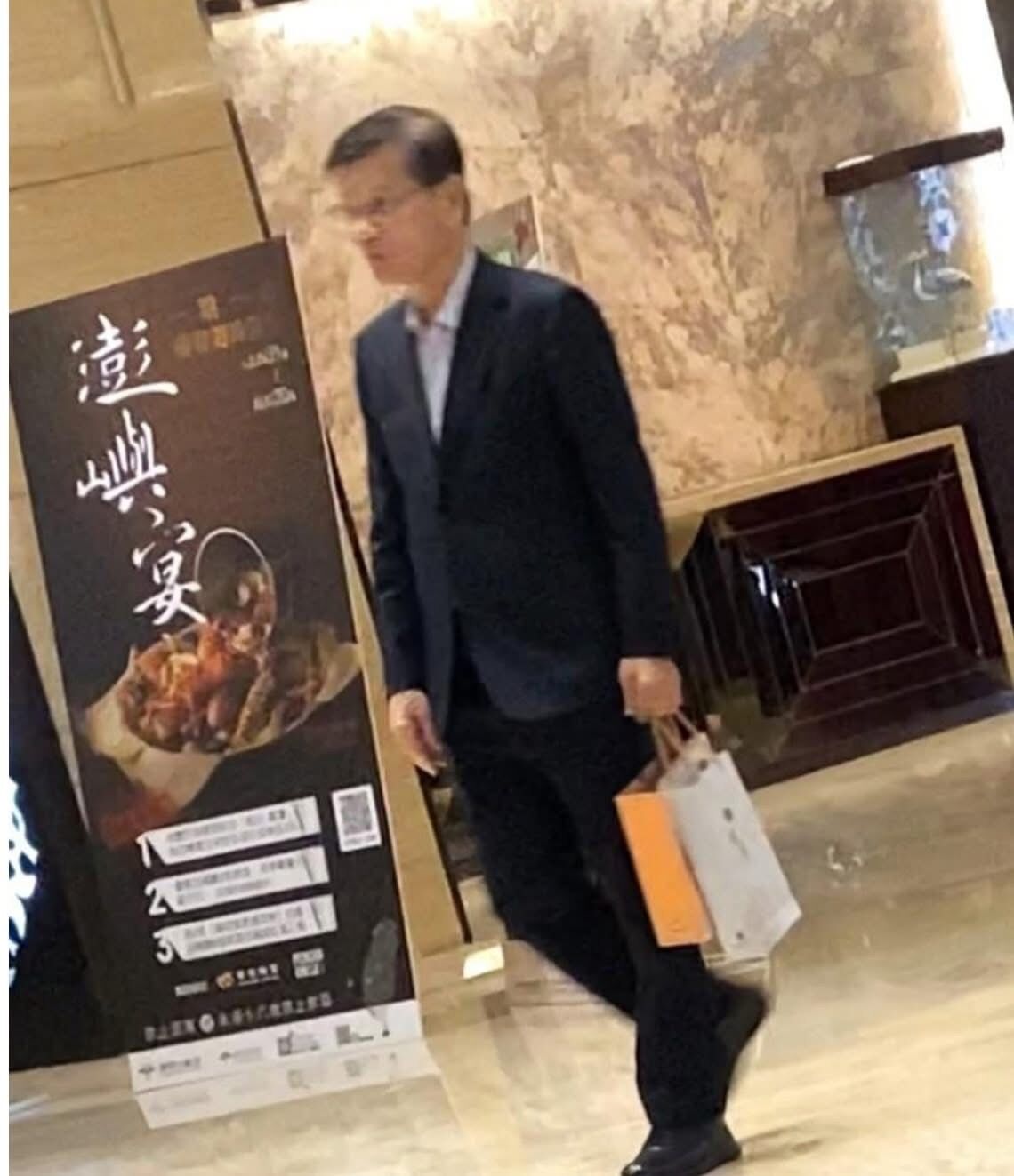 ▲▼侯漢廷爆料經濟部長郭智輝設宴。（圖／翻攝自Facebook／侯漢廷）