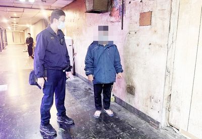 嫌滷味攤闆娘態度差！男拿鐵鎚猛砸後腦　判決出爐