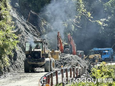 薛家場附近路基缺口 中橫限重3.5公噸以下車輛通行