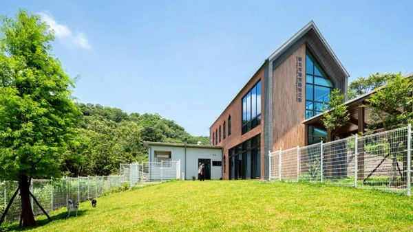 ▲新北瑞芳動物之家獲國際雙設計大獎。（圖／新北市動保處提供）