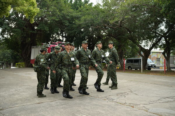 ▲▼ 黃恩賜在《九條好漢在一班》變天兵，擔心在學生前人設崩塌。（圖／台視提供）