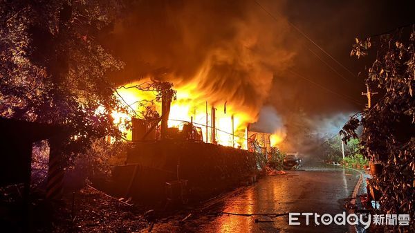 ▲▼台東民宅火警。（圖／記者楊漢聲翻攝）