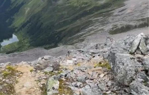 ▲▼ 男友登山失蹤 女友懸賞找人            。（圖／翻攝 網易）