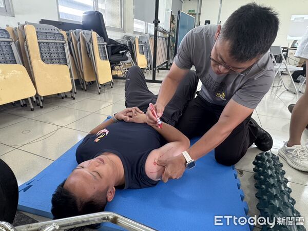 ▲南消第二大隊舉辦骨內血管通路（骨針）教育訓練，強化第一線急救能力。（記者林東良翻攝，下同）