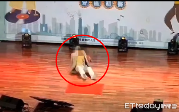 ▲▼郭金發翻版！高雄歌唱比賽傳憾事　老翁台上唱到一半突倒地不治。（圖／民眾提供）