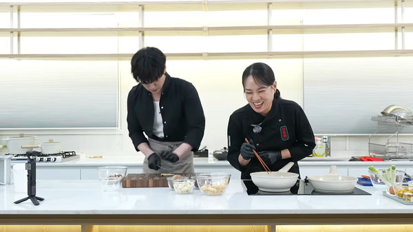 ▲▼安宰賢再提離婚心情：要有傷疤，才會更香！「羨慕家人一起外食」（圖／翻攝自鄭智善YouTube）