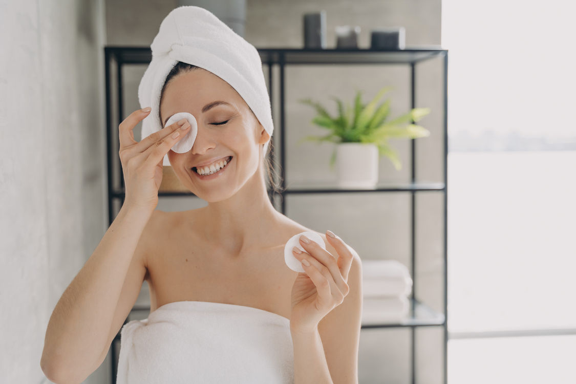 卸妝,卸妝油,吳明穎,清潔,保養,洗臉。（圖／達志示意圖）