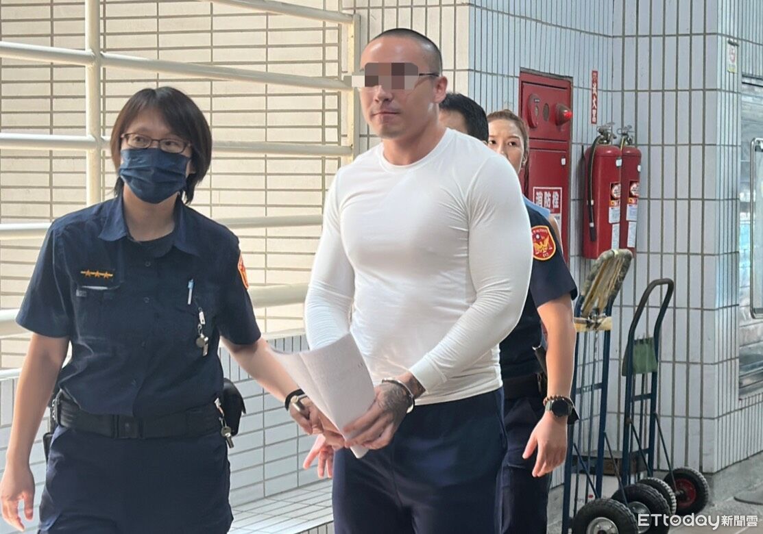 喝乾威士忌險打死人！超粗「混血89」正面曝光　肌肉撐爆汗衫