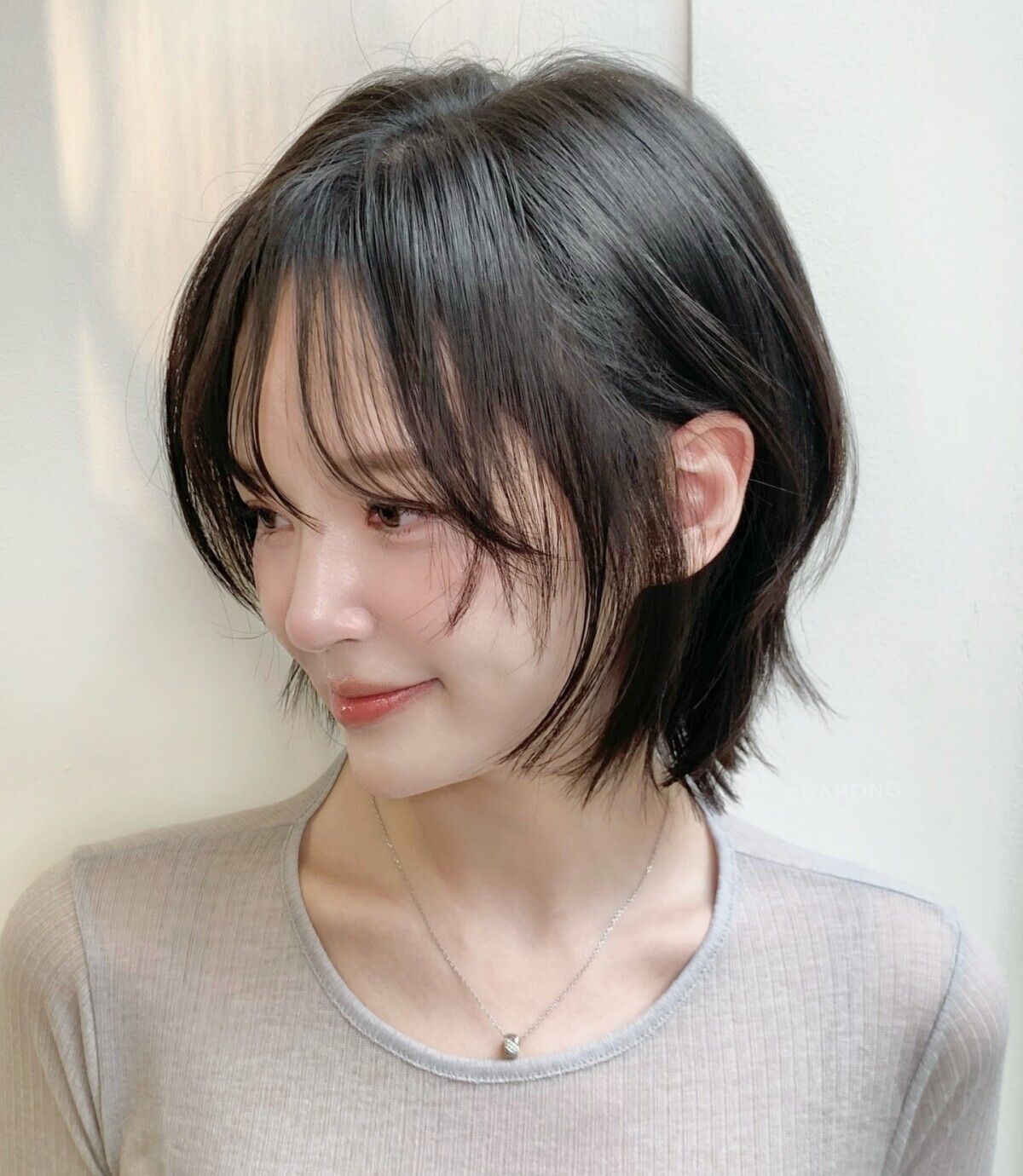 ▲短髮髮型   。（圖／翻攝自IG）