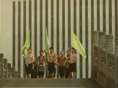 《進行曲》建中鮮肉「裸身吹喇叭」練習片曝!黃牛價炒到3倍 文化部發聲關切