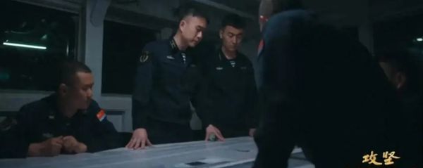 ▲▼央視在專題紀錄影片「攻堅」中曝光福建艦甲板調度細節畫面。（圖／翻攝自央視）