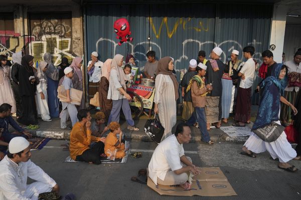 ▲▼印尼雅加達（Jakarta）街景，穆斯林。（圖／達志影像／美聯社）