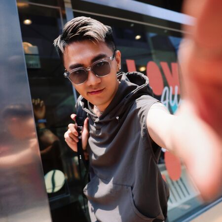 ▲泰辣與老公考拉在一起10年了。（圖／翻攝自泰辣臉書）